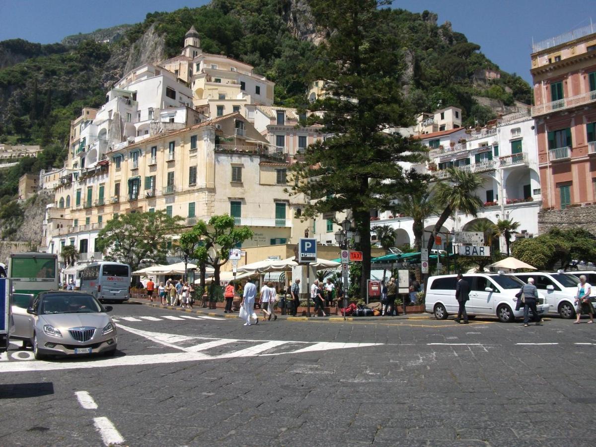 Holidays Baia D'Amalfi Bagian luar foto